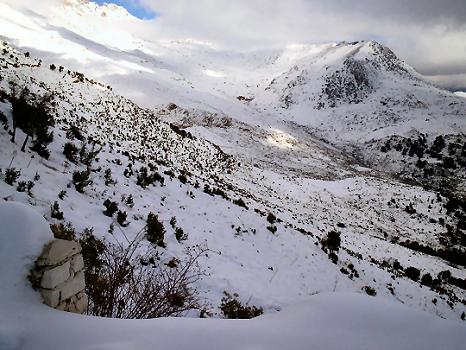 Tikjda, Algeria